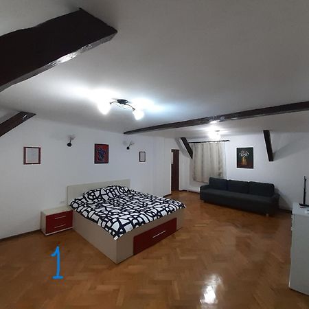 Old Town Studio Braşov Extérieur photo